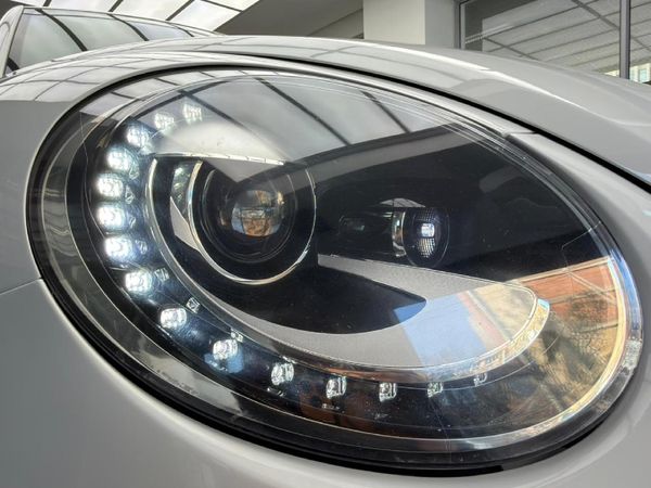 2013-Volkswagen-Beetle-12-TSI-Design image:8