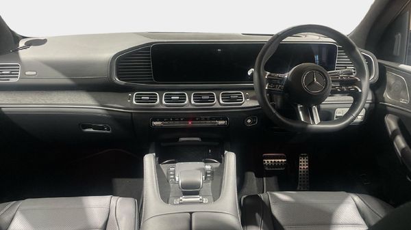 2026-Mercedes-Benz-GLE-450d-4Matic image:11