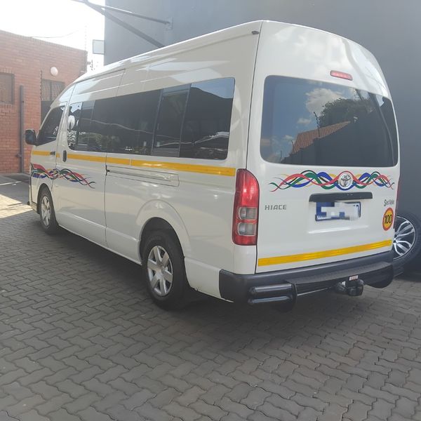 2023-Toyota-Quantum-25-D-4D-Sesfikile-16-seat image:2