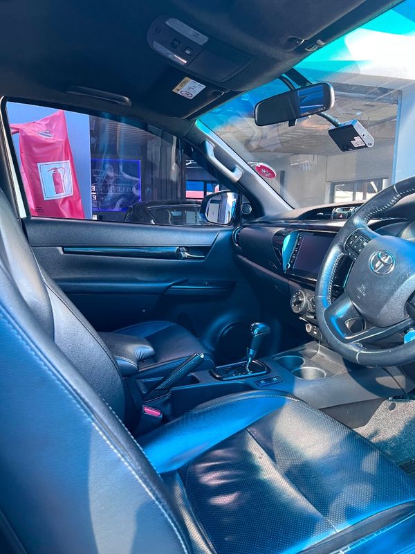 2020-Toyota-Hilux-LEGEND-50 image:10