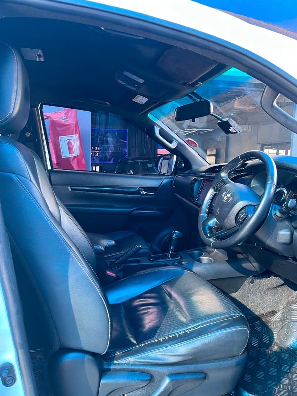 2020-Toyota-Hilux-LEGEND-50 image:12