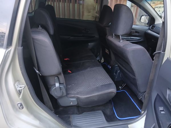 2019-Toyota-Avanza-15-SX image:11