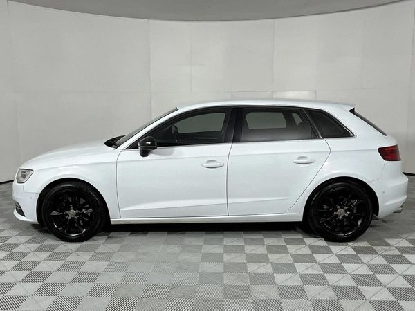 2014-Audi-A3-Sportback-18-TFSI-SE-Auto image:15