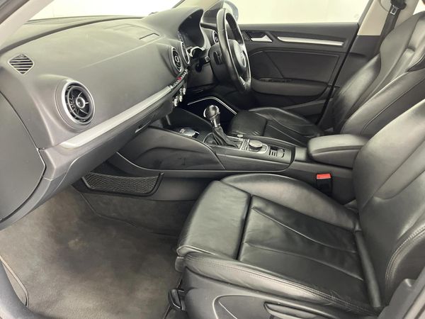 2014-Audi-A3-Sportback-18-TFSI-SE-Auto image:5