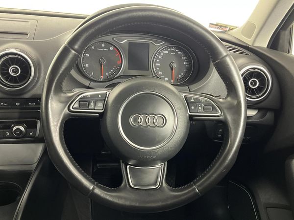 2014-Audi-A3-Sportback-18-TFSI-SE-Auto image:8