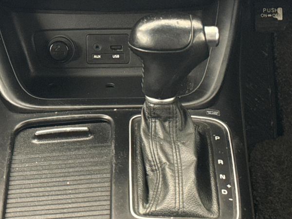 2014-Kia-Sorento-22-Auto image:10