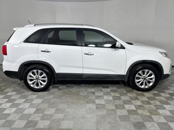 2014-Kia-Sorento-22-Auto image:16