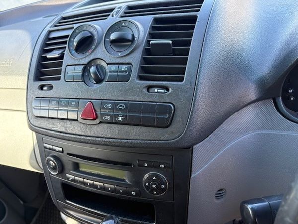 2010-Mercedes-Benz-Vito-DIESEL-115-CDi-CREW-BUS-6-SEATER image:12