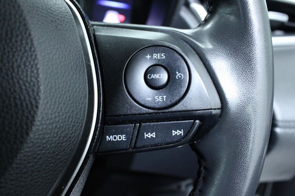 2024-Toyota-Corolla-Cross-18-XS image:6