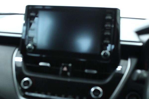 2024-Toyota-Corolla-Cross-18-XS image:8