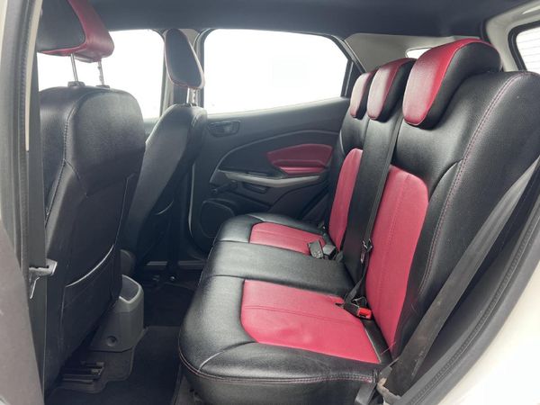 2014-Ford-EcoSport-15-TiVCT-Ambiente image:11