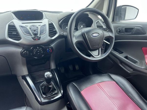 2014-Ford-EcoSport-15-TiVCT-Ambiente image:7
