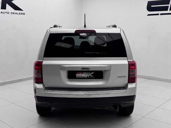 2013-Jeep-Patriot-24-Limited-Auto image:4