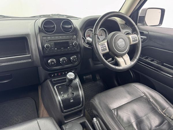 2013-Jeep-Patriot-24-Limited-Auto image:7