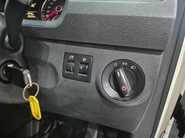 2019-Volkswagen-Caddy-4-CrewBus-16i-7-seat image:18