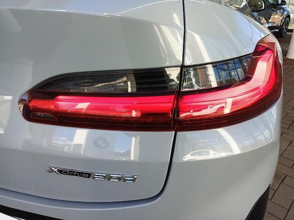 2022-BMW-X4-xDrive20d-M-Sport image:9