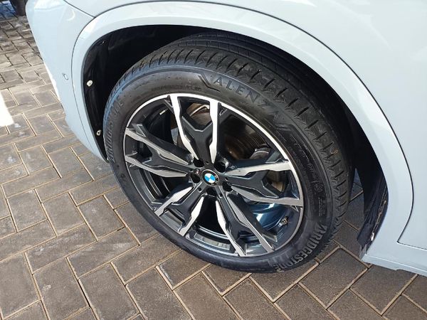 2022-BMW-X4-xDrive20d-M-Sport image:10