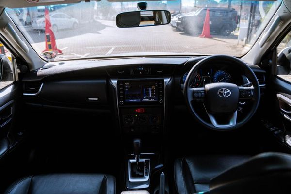 2025-Toyota-Fortuner-24-GD-6-4x4-Auto image:13