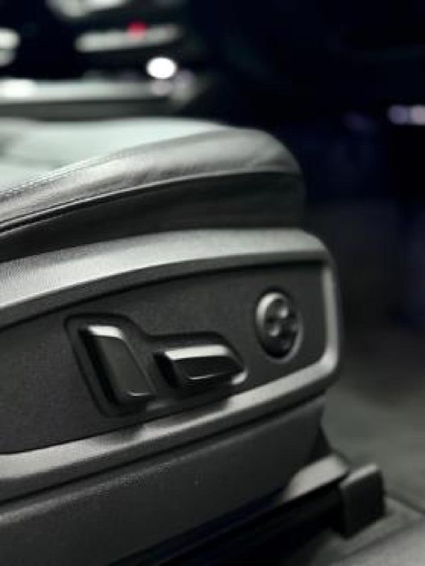 2022-Audi-Q5-40-TDI-quattro-S-Line-Auto image:9