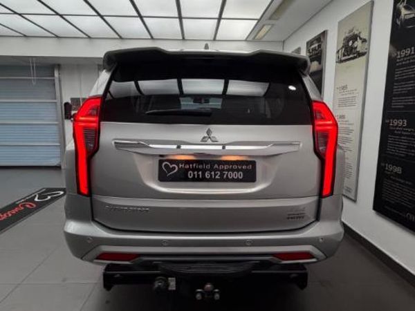 2025-Mitsubishi-Pajero-Sport-24D-4x4-Exceed-Auto image:5