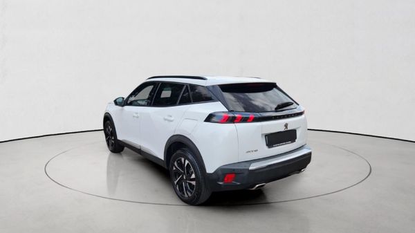 2023-Peugeot-2008-12T-Allure-Auto image:9