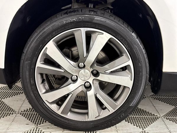 2016-Peugeot-2008-16-VTi-Allure image:3