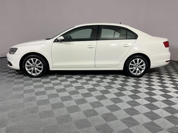 2013-Volkswagen-Jetta-VI-14-TSI-Comfortline-Auto image:19