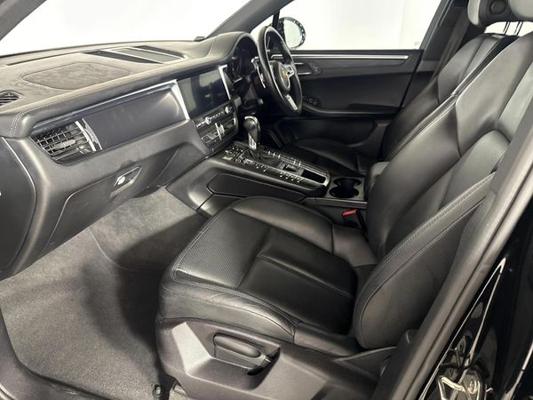 2019-Porsche-Macan-Auto image:8