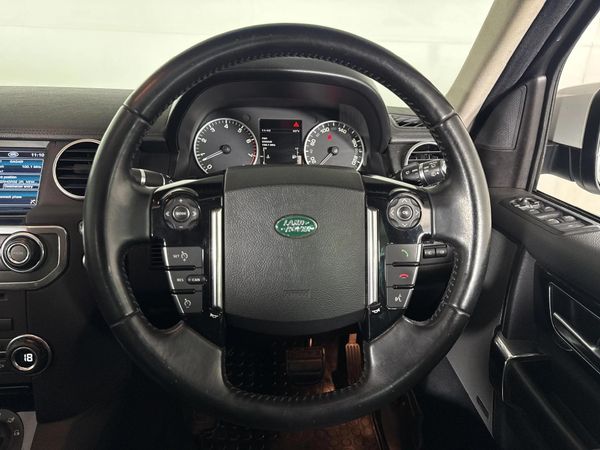 2015-Land-Rover-Discovery-4-50-V8-HSE image:9