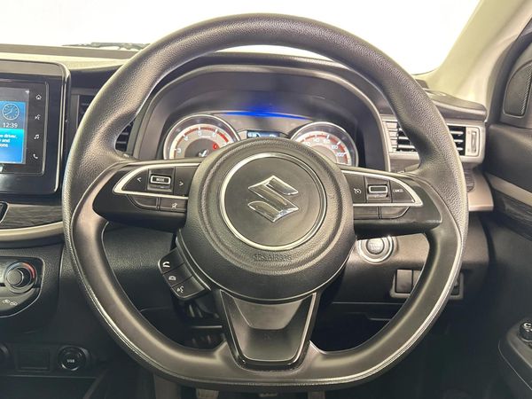 2025-Suzuki-XL6-15-GL image:9