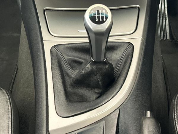 2007-BMW-1-Series-120i-5-dr-Exclusive image:9