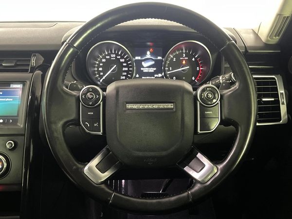 2018-Land-Rover-Discovery-30-TD6-SE image:11