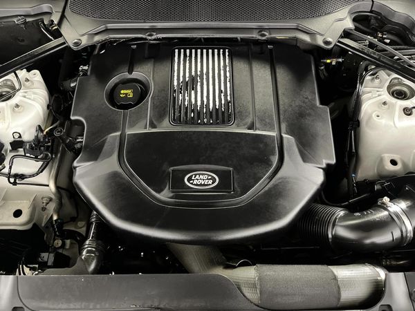 2018-Land-Rover-Discovery-30-TD6-SE image:12
