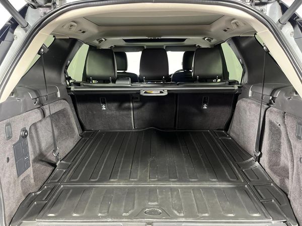 2018-Land-Rover-Discovery-30-TD6-SE image:13
