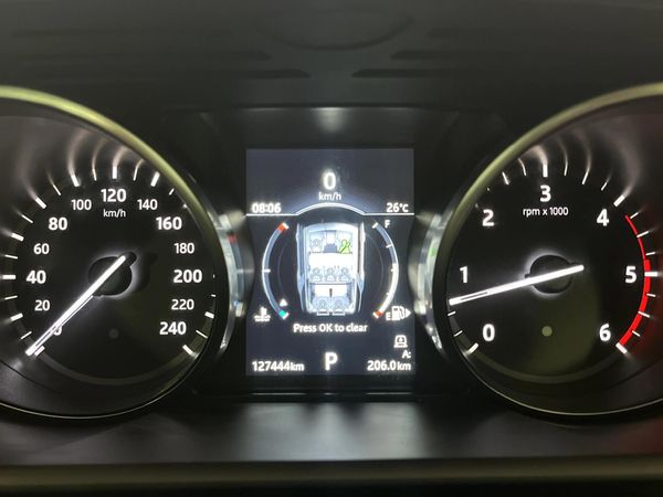 2018-Land-Rover-Discovery-30-TD6-SE image:2