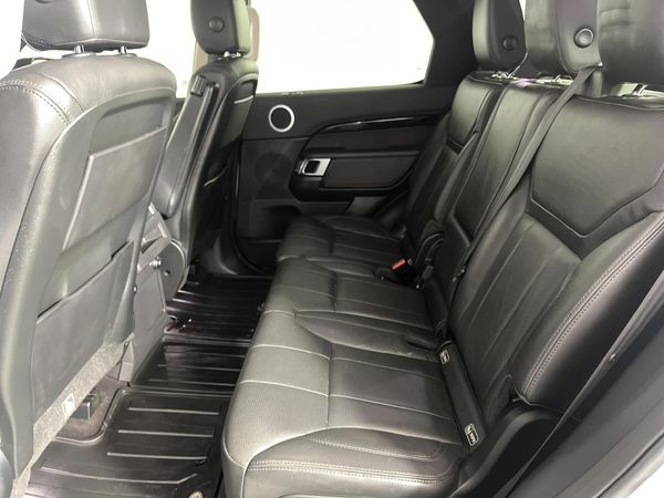 2018-Land-Rover-Discovery-30-TD6-SE image:3