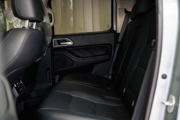 2025-GWM-P-Series-P300-24TD-LT-Double-Cab-Auto image:24