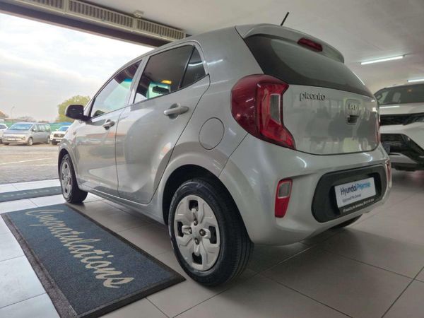 2021-Kia-Picanto-10-Street image:4