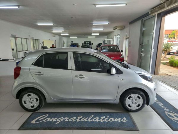 2021-Kia-Picanto-10-Street image:7