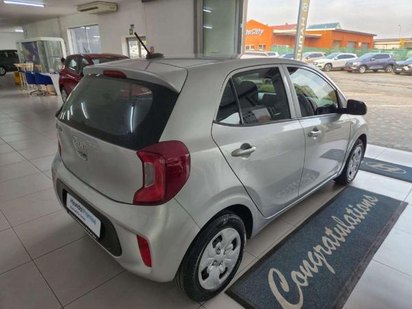 2021-Kia-Picanto-10-Street image:8