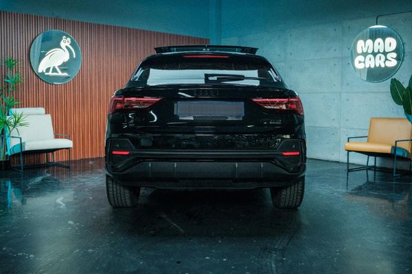 2025-Audi-Q3-Sportback-20-TFSI-quattro-Auto-S-Line-40-TFSI image:3