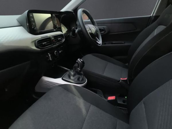 2025-Hyundai-Exter-12-Premium-Auto image:14