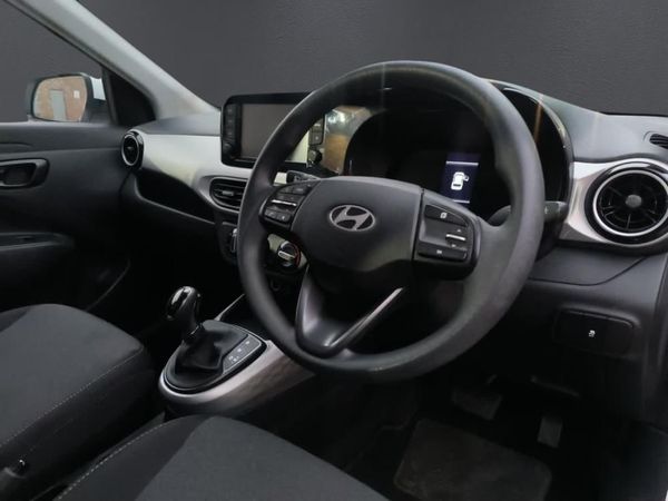 2025-Hyundai-Exter-12-Premium-Auto image:8