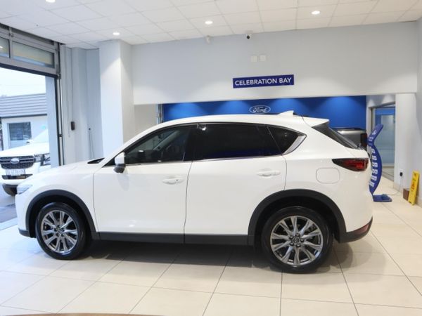 2021-Mazda-CX-5-22-DE-Akera-Auto-AWD image:3