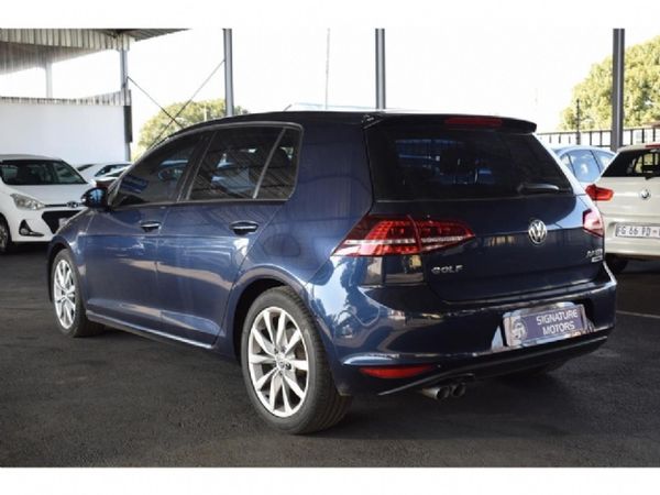 2015-Volkswagen-Golf-VII-20-TDI-Highline-Auto image:6