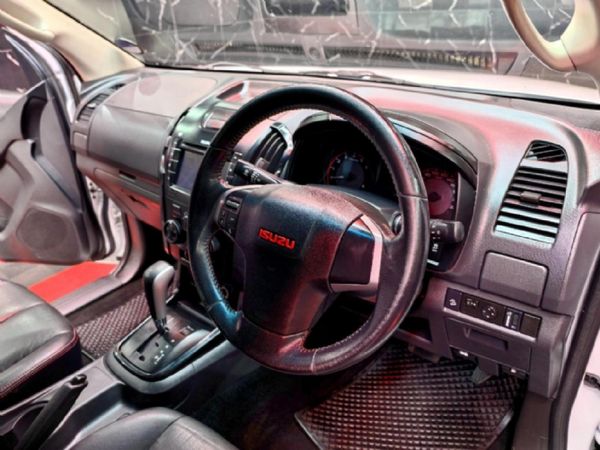 2020-Isuzu-D-Max-250-HO-X-Rider-Auto-Double-Cab image:13