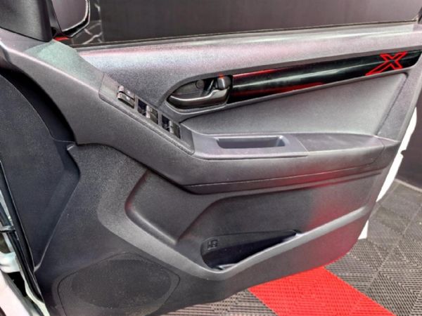 2020-Isuzu-D-Max-250-HO-X-Rider-Auto-Double-Cab image:20
