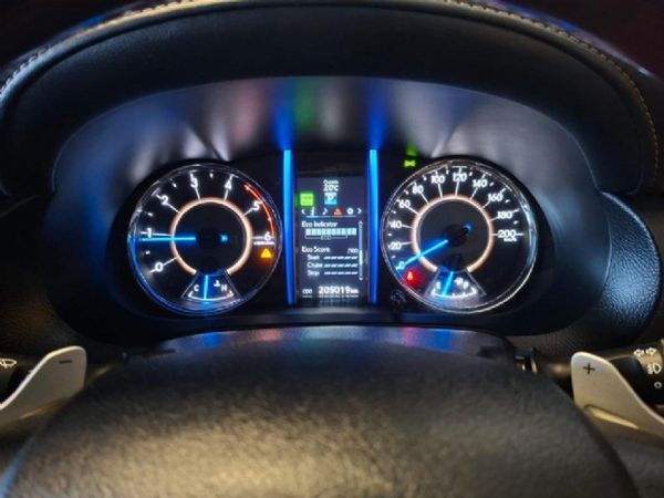 2017-Toyota-Fortuner-28-GD-6-Raised-Body-Auto image:14