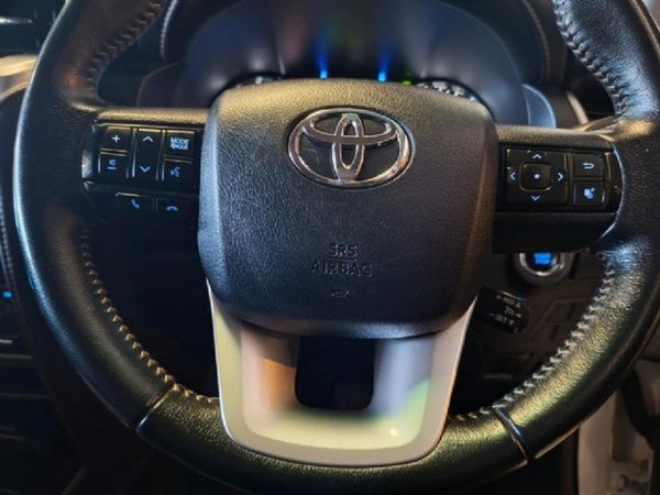 2017-Toyota-Fortuner-28-GD-6-Raised-Body-Auto image:21