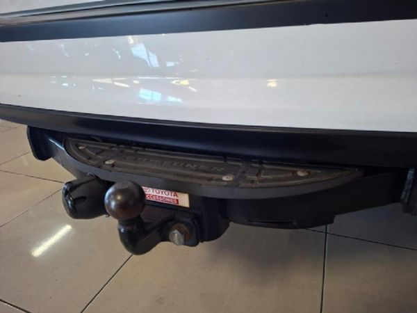 2017-Toyota-Fortuner-28-GD-6-Raised-Body-Auto image:25